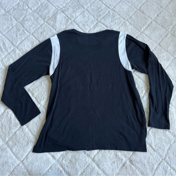 Under Armour | Long Sleeve Front Logo Tee, Loose fit, Heatgear | Size Small - Picture 4 of 7